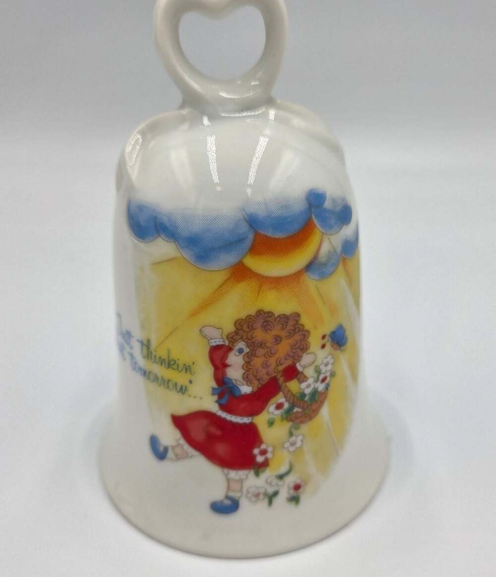 Vtg 1982 Applause Little Orphan Annie Porcelain Bell Just Thinkin About Tomorrow